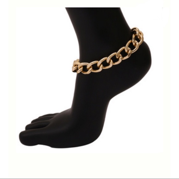 3/$30 Reesa Gold Chain Anklet - Picture 3 of 3